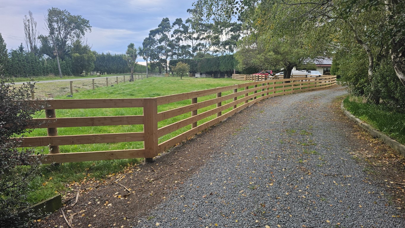 Horizontal board run fence - Fencing & Retaining Walls Christchurch project